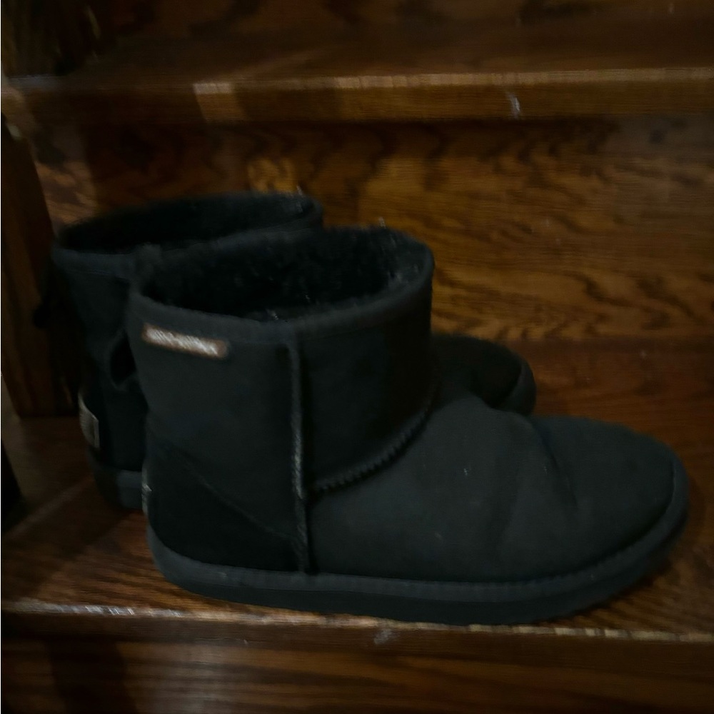 Boots - Picture 2 of 3